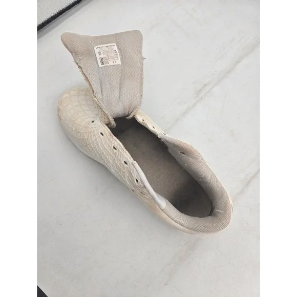 Under Armour 3Y White Baseball Softball Football Soccer Cleats Used - Picture 4 of 16